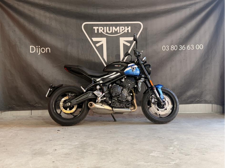 TRIUMPH TRIDENT 660